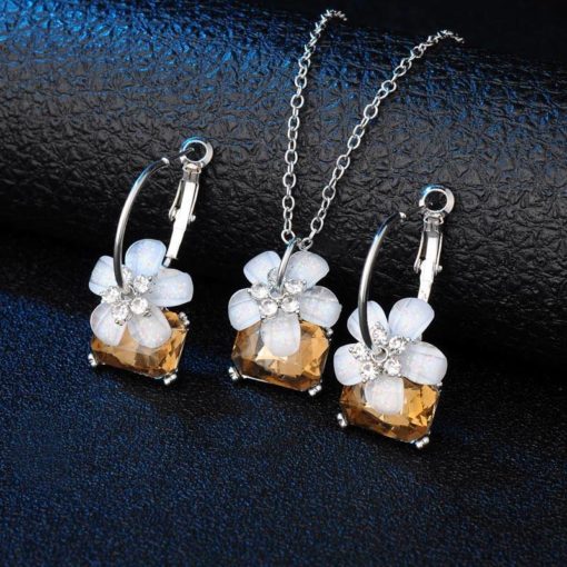 Romantic Crystal Flower Shaped Jewelry Sets Budget Friendly Gifts
