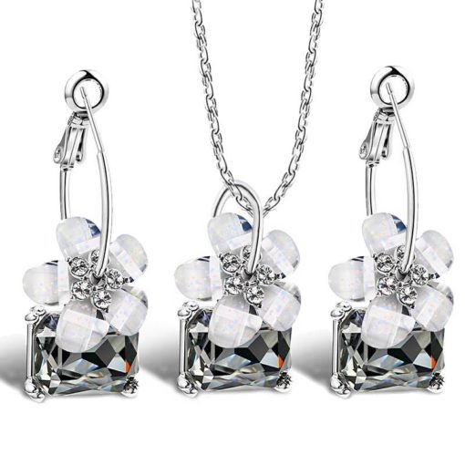 Romantic Crystal Flower Shaped Jewelry Sets Budget Friendly Gifts