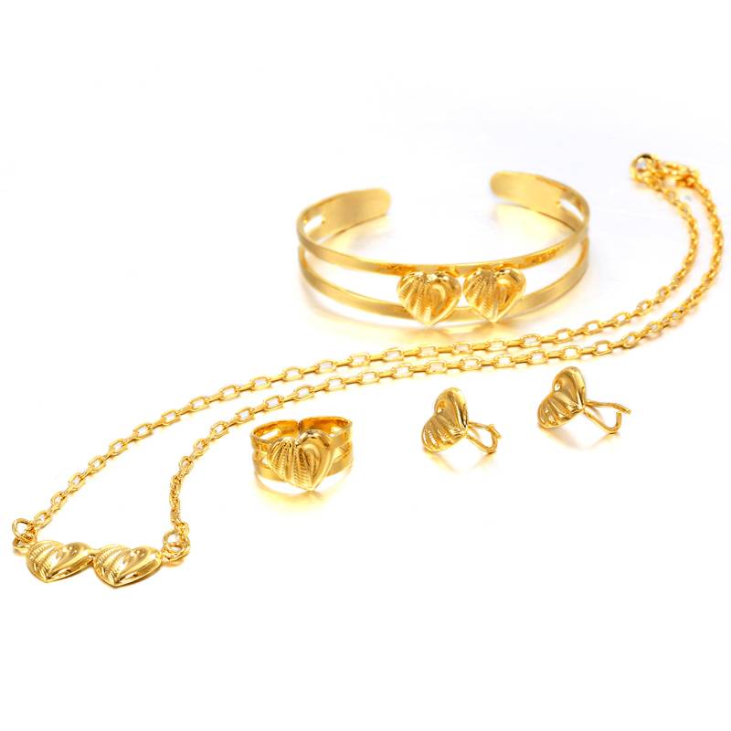 Gold Heart Patterned Jewelry Set