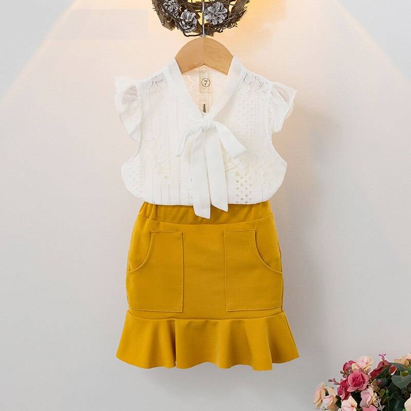 Girls' Cute Polyester Shirt with Skirt