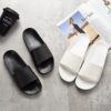 Casual Black And White Non-slip Slides Bathroom Sandals Men's Shoes Shoes 