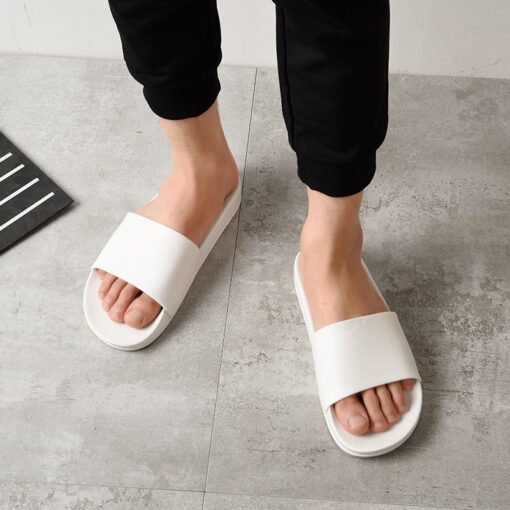 Casual Black And White Non-slip Slides Bathroom Sandals Men's Shoes Shoes